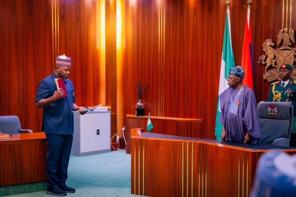 dd93f5e0-6cc8-4594-9542-30d9c2cf907b